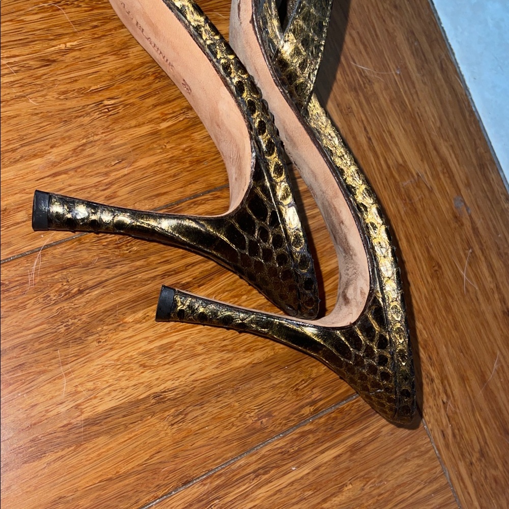 Manolo Blahnik Indial Leather Green Mules - Picture 7 of 11